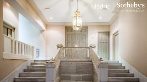 Apartment in stately building in Salamanca Apartment in stately building in Salamanca